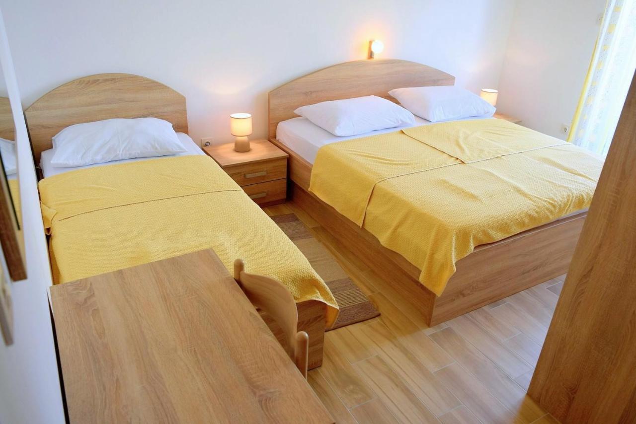 Zoro Apartments Palit ภายนอก รูปภาพ