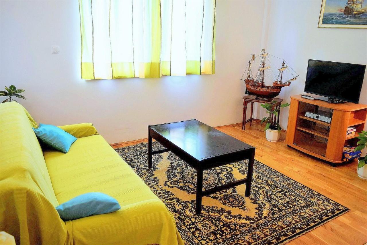 Zoro Apartments Palit ภายนอก รูปภาพ