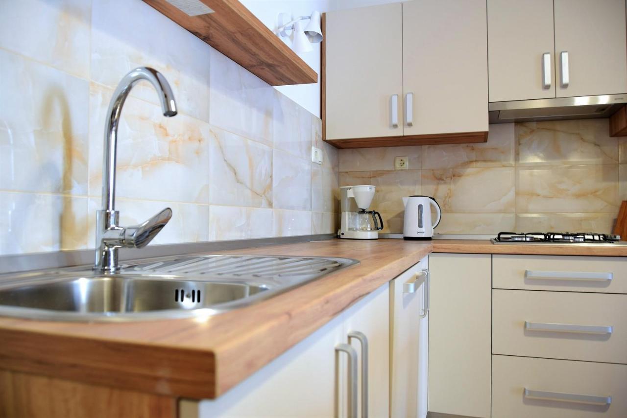 Zoro Apartments Palit ภายนอก รูปภาพ