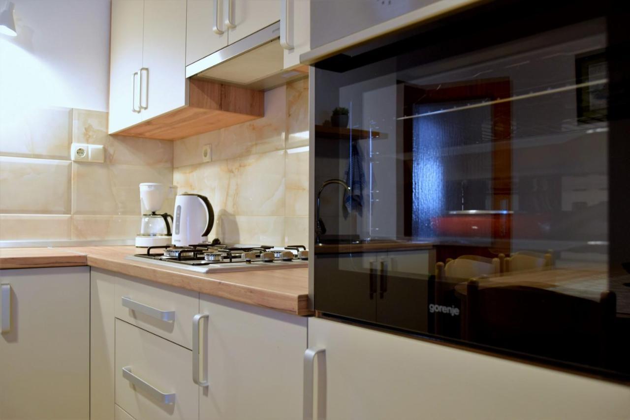 Zoro Apartments Palit ภายนอก รูปภาพ