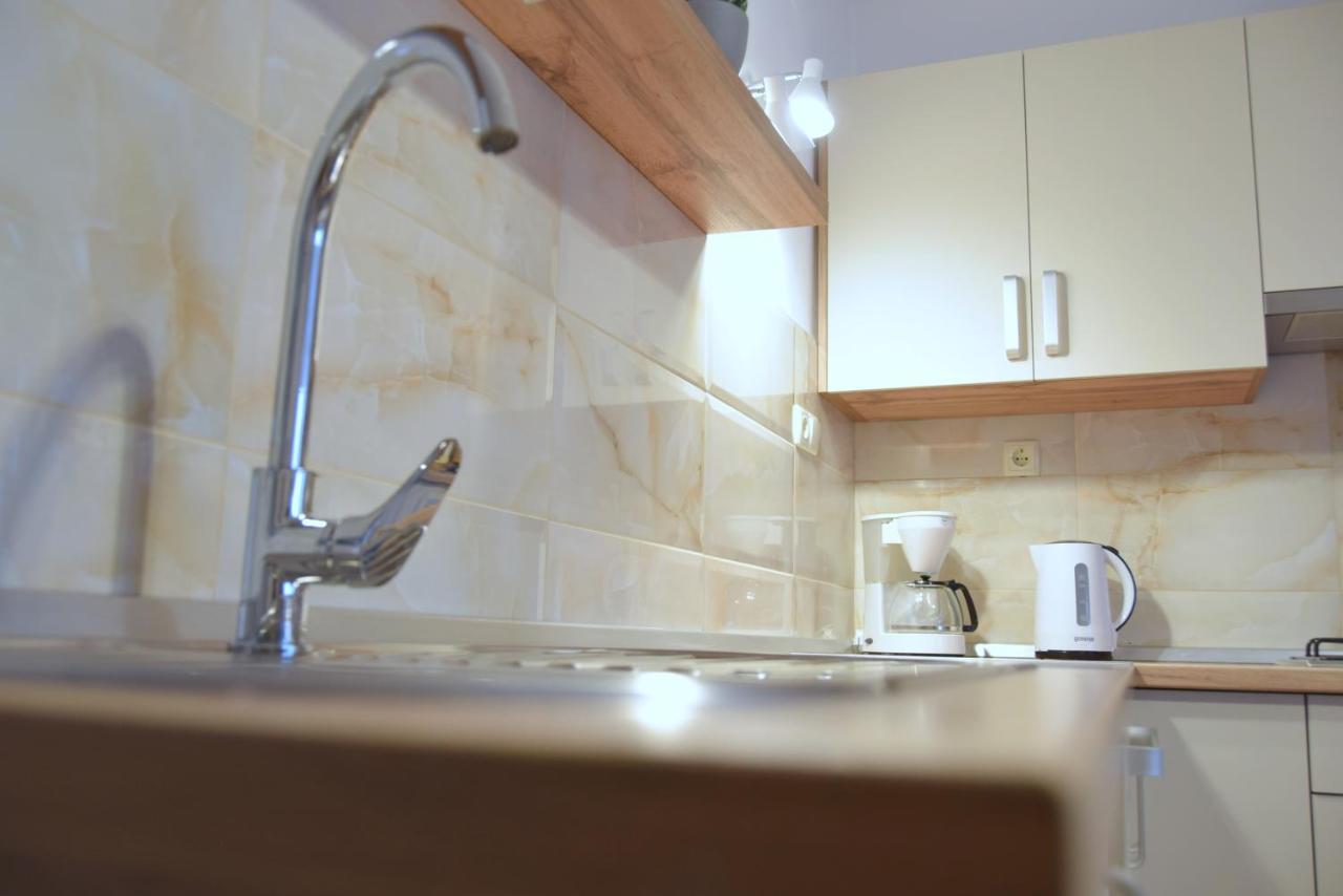 Zoro Apartments Palit ภายนอก รูปภาพ