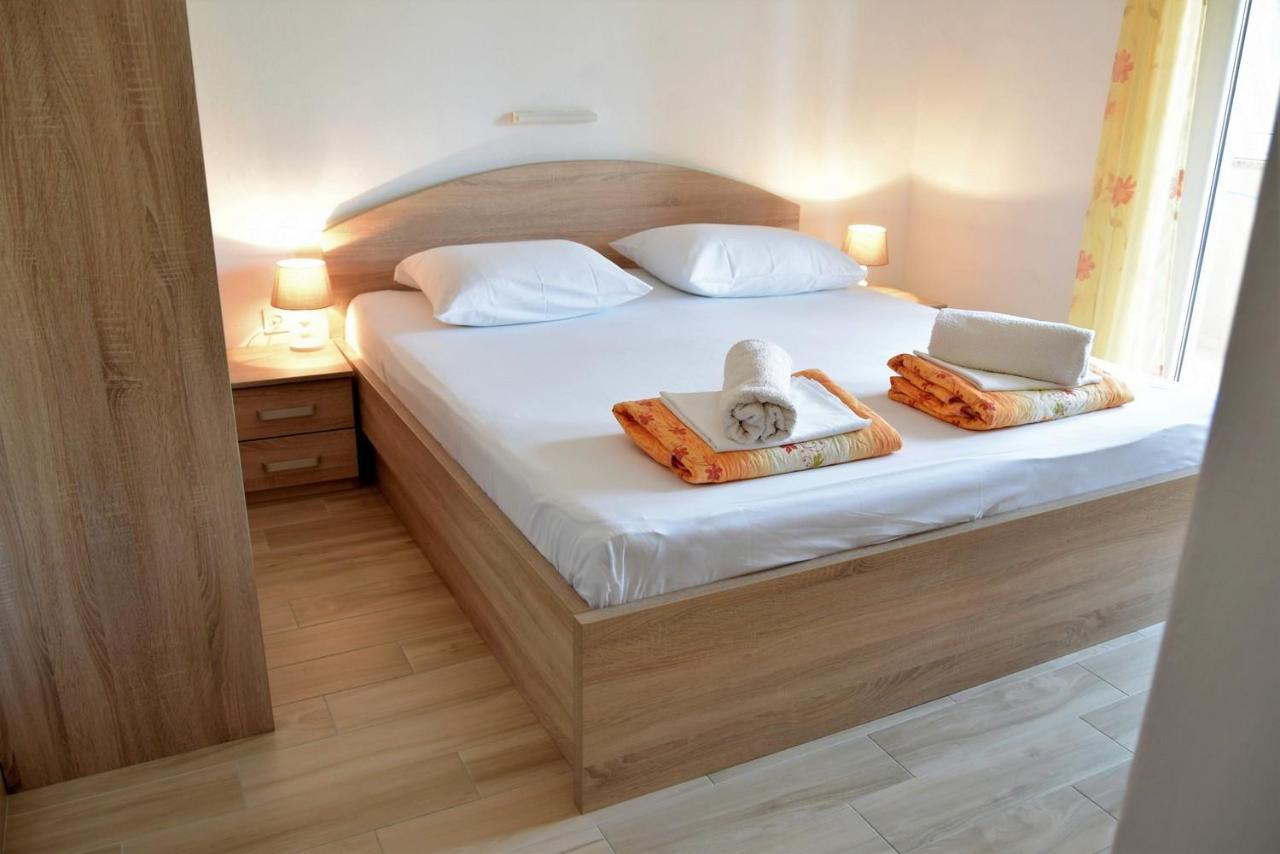 Zoro Apartments Palit ภายนอก รูปภาพ